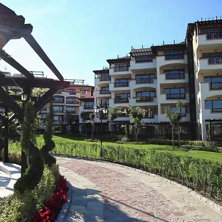 Oasis Club 4* Lozenets